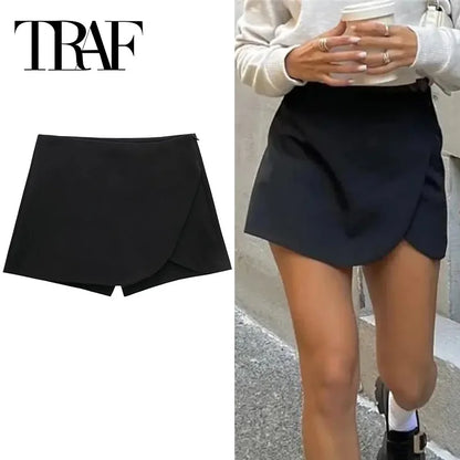 Femmedouceur – Women's Black Asymmetrical High Waist Mini Skirt-Shorts