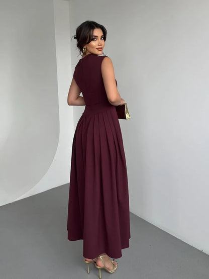 Femmedouceur – Robe Longue Évasée Femme Élégante | Col Asymétrique, Plissée, Sans Manches, Style Chic & Glamour
